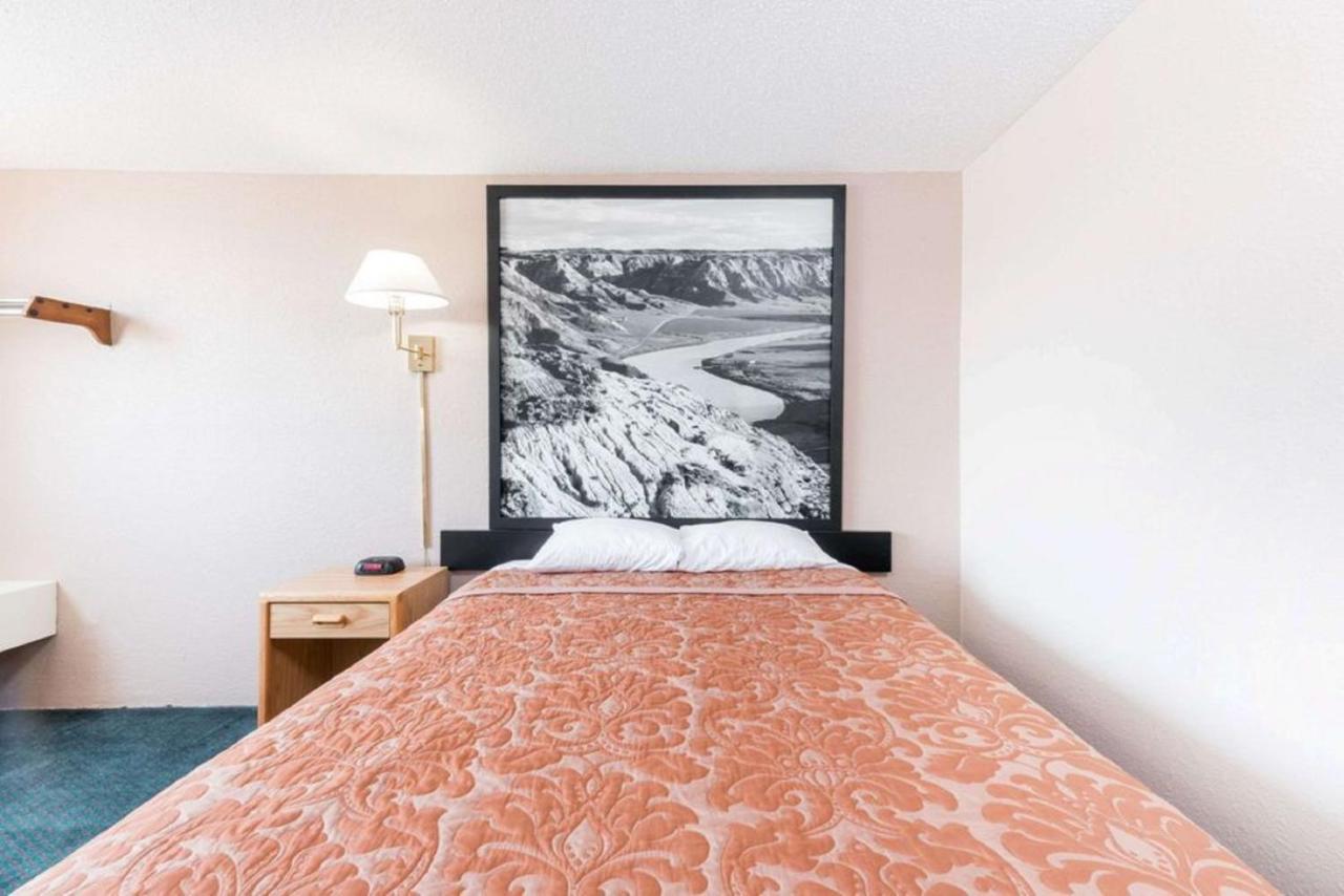 Glendive Lodge Dış mekan fotoğraf