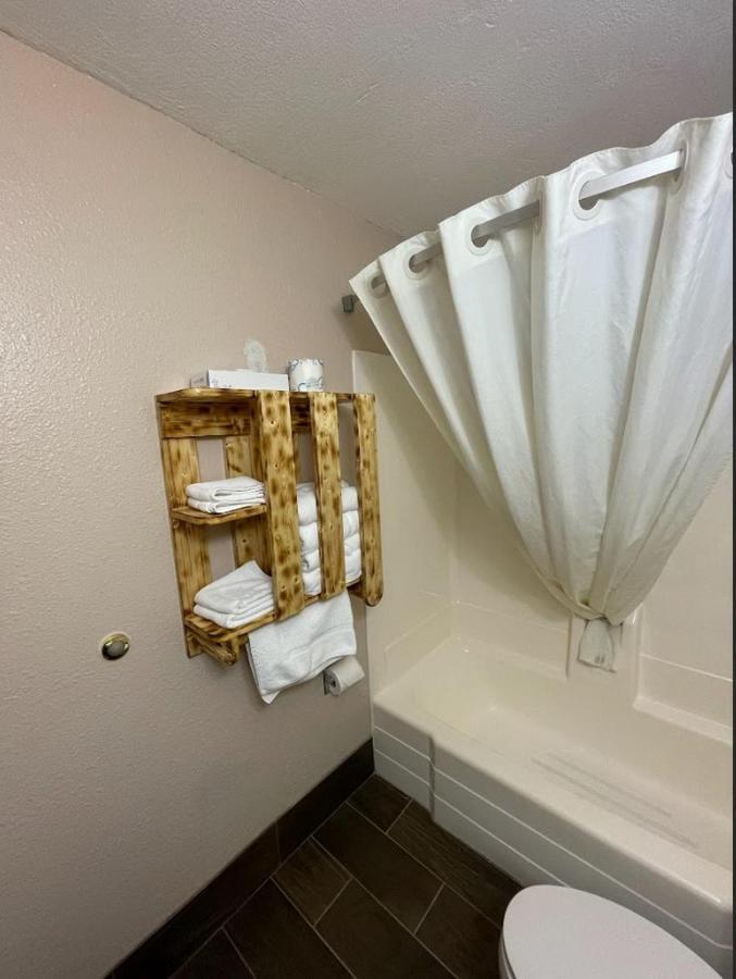 Glendive Lodge Dış mekan fotoğraf